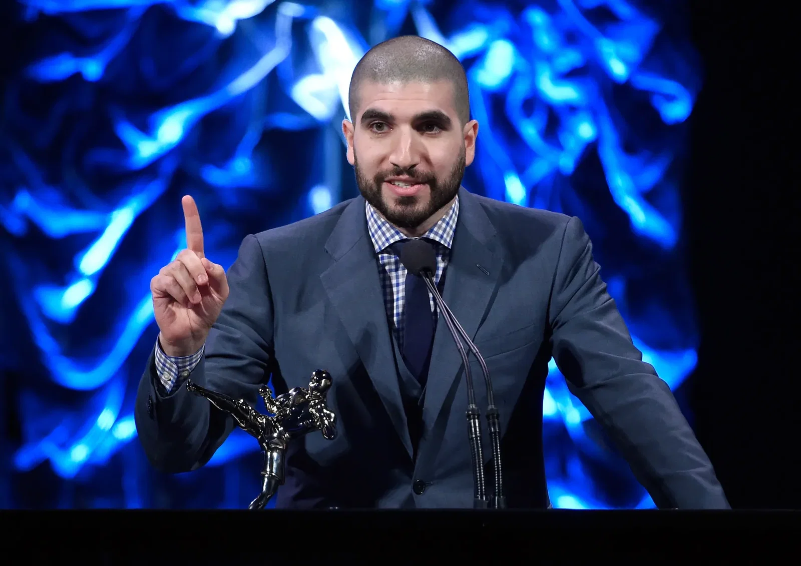Ariel Helwani ütleb, et praegune WWE toode tundub hingetu