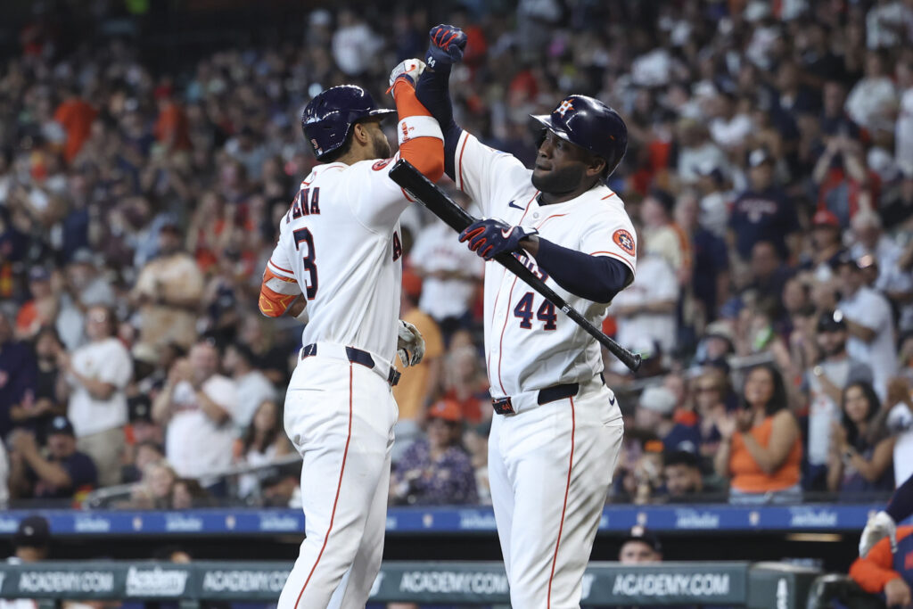 Astros GM: "Null arutelusid" Alvarezi, Peña kaubanduse kohta