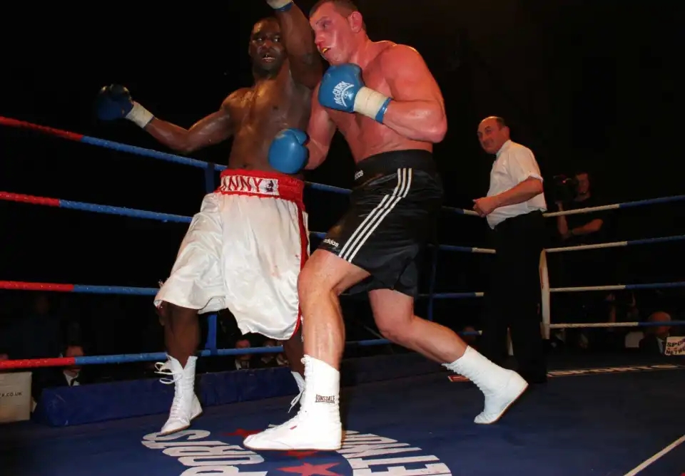 Danny Williams And The Night Mark Potter Had Him Hurt, Behind And Fighting With One Arm
