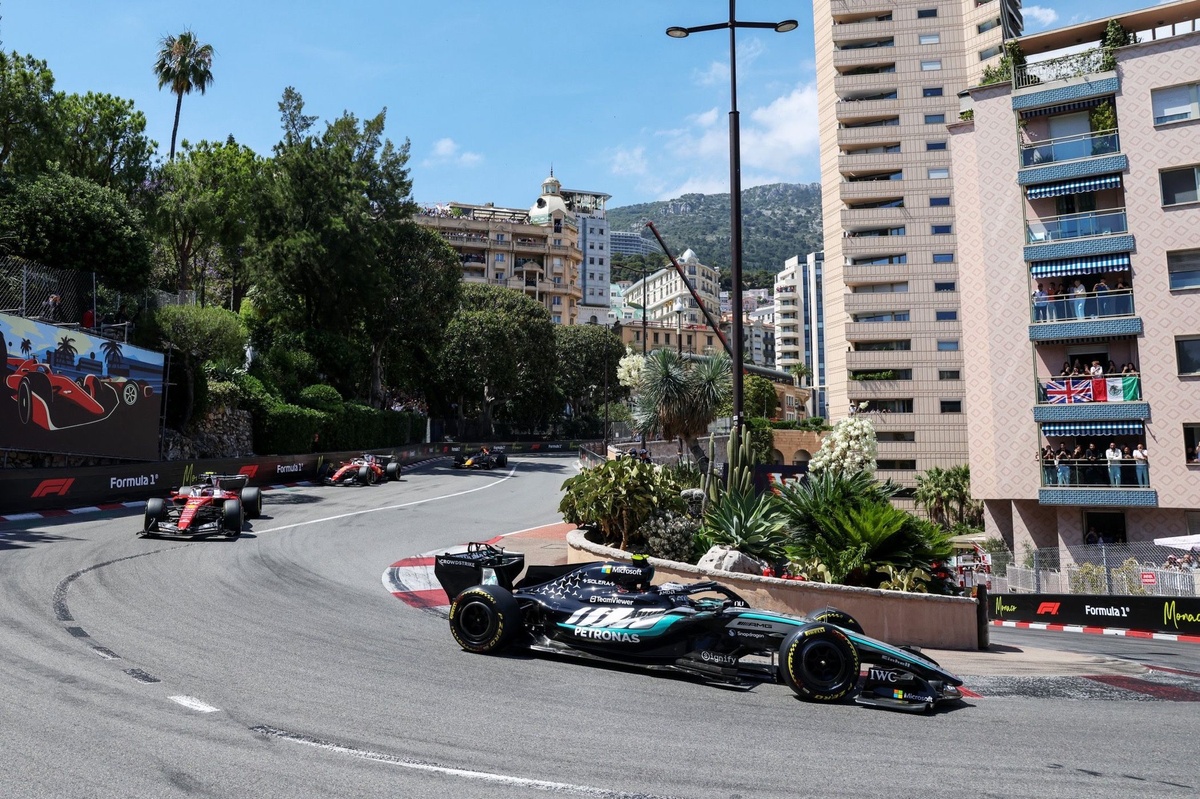 F1 Monaco GP: Antonelli võitis Hamiltonilt domineeriva võidu pärast kaootilist finišit