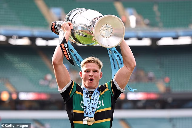 Henry Pollock aitas Northampton Saintsi viia Prem Rugby lõplikku au