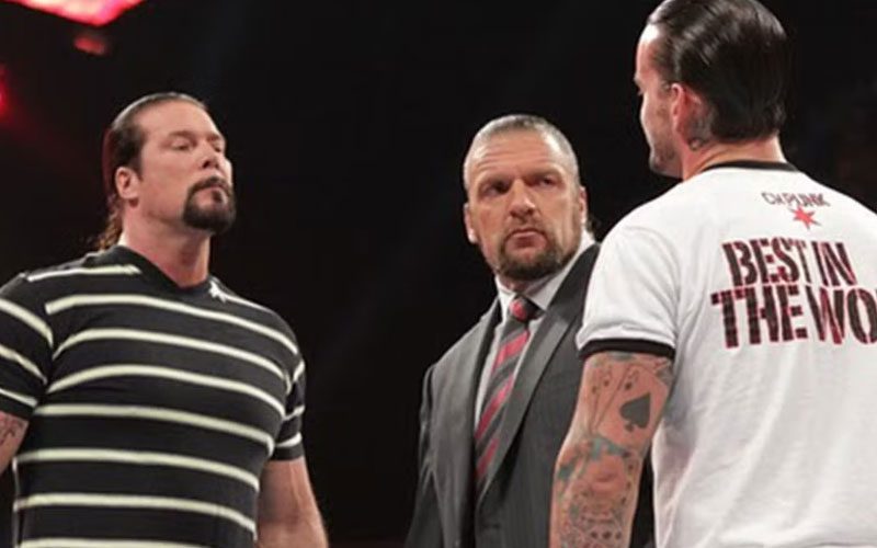 Kevin Nash väidab, et CM Punk tõmbas oma matši WWE-st pärast stsenaariumita lööki Triple H-s