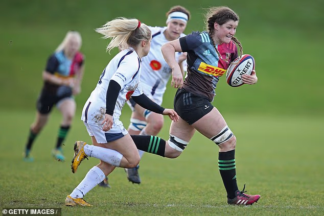 Flanker Anna Caplice mängis Harlequinsis
