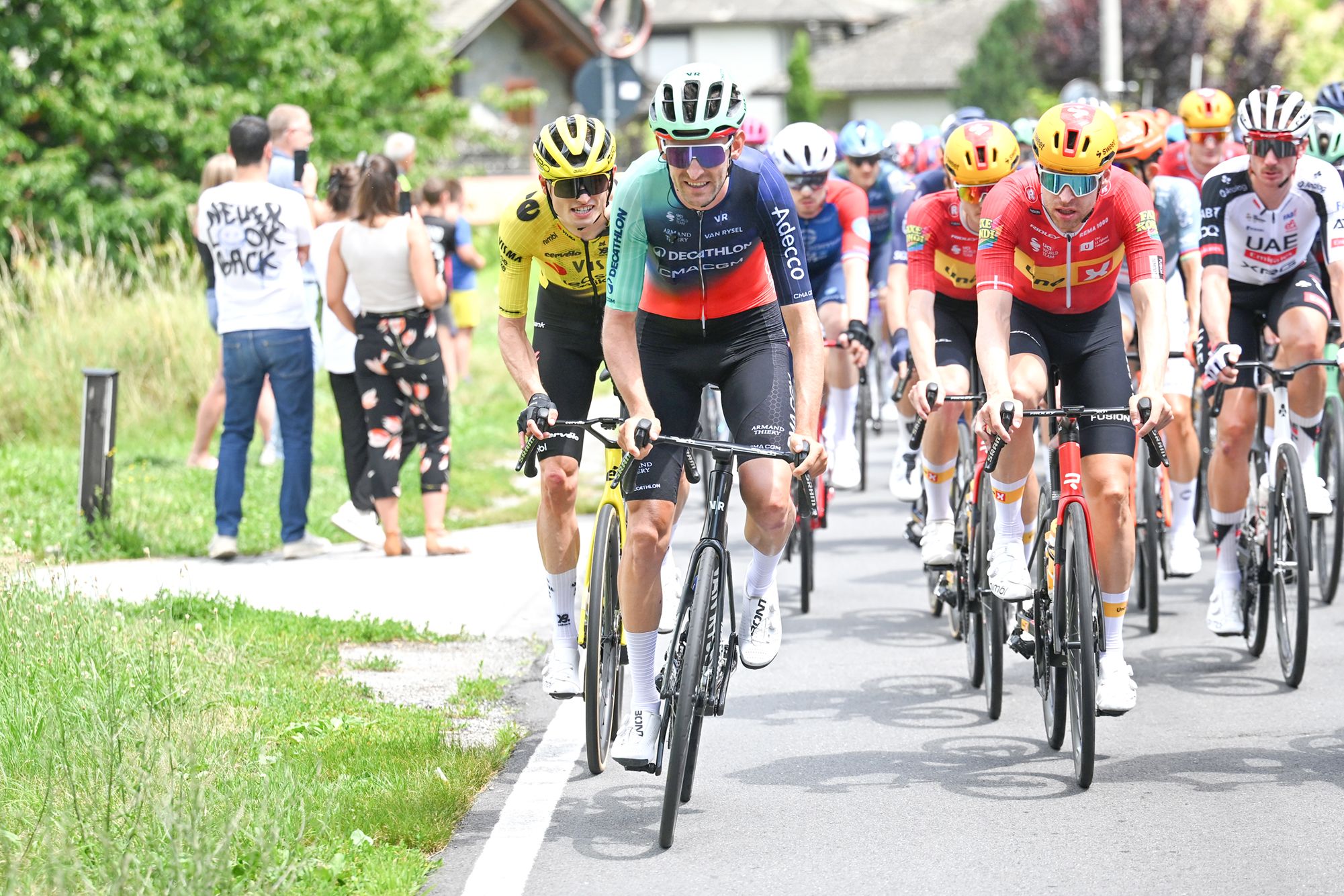 "Loodan olla Tour de France'i alguses, kui see nädal läheb hästi" - Tiesj Benoot teeb lõpuks oma Decathlon-CMA CGM debüüdi Tour de Suisse'il
