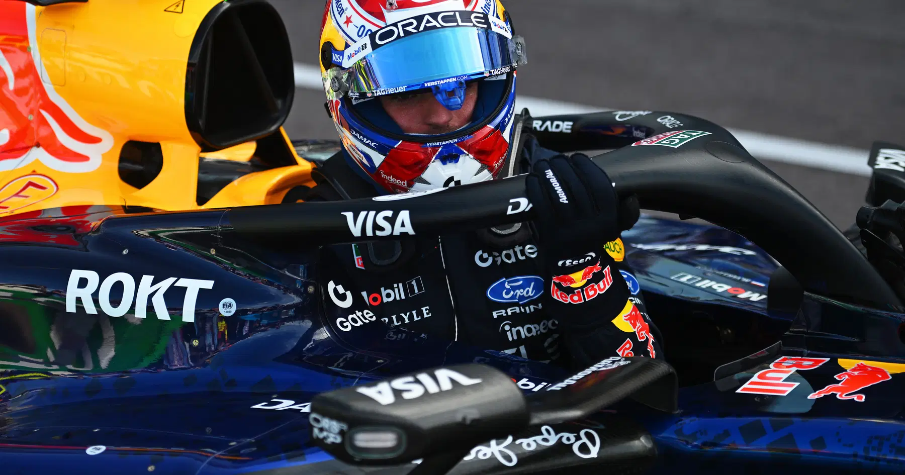 Max Verstappen hoiatas Red Bulli, kuna Kimi Antonelli tagurdab – RacingNews365 ülevaade