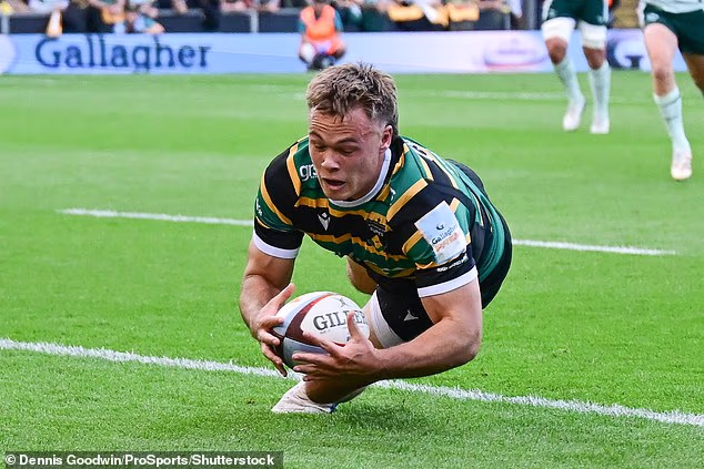 Tom Litchfield kirjutas oma nime Northampton Saintsi folkloorisse eelmisel nädalal kübaratrikiga play-offi poolfinaalis, et alistada rivaali Leicester Tigers.