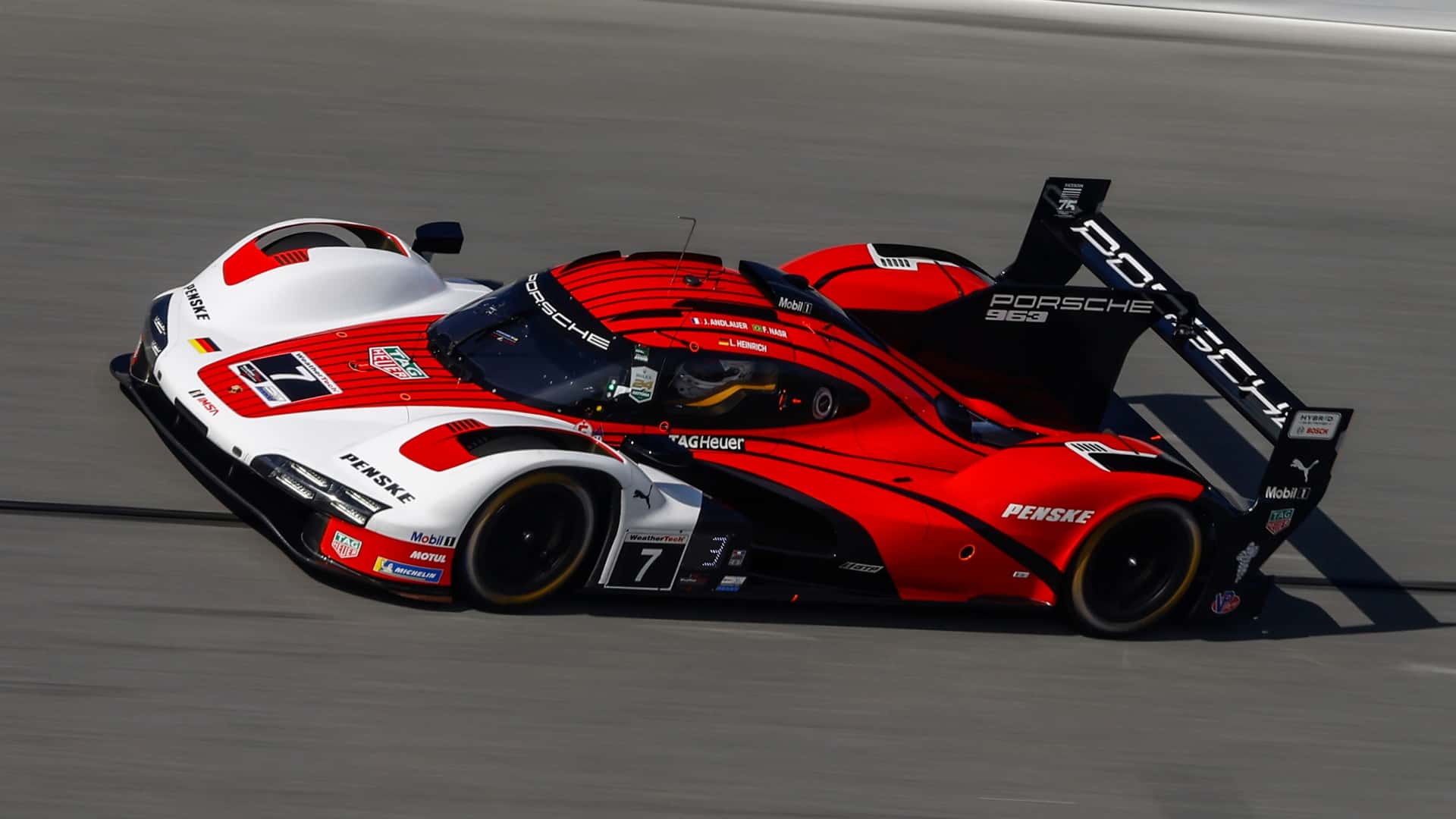 Porsche tähistab 75. võidusõiduaastat Daytona Three-Peatiga