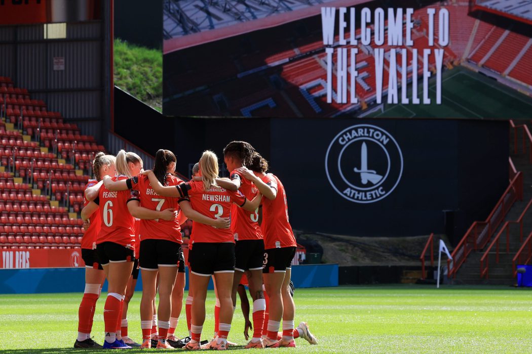 Viis mängijat, kes lahkuvad, ülendatakse Charlton Athleticusse
